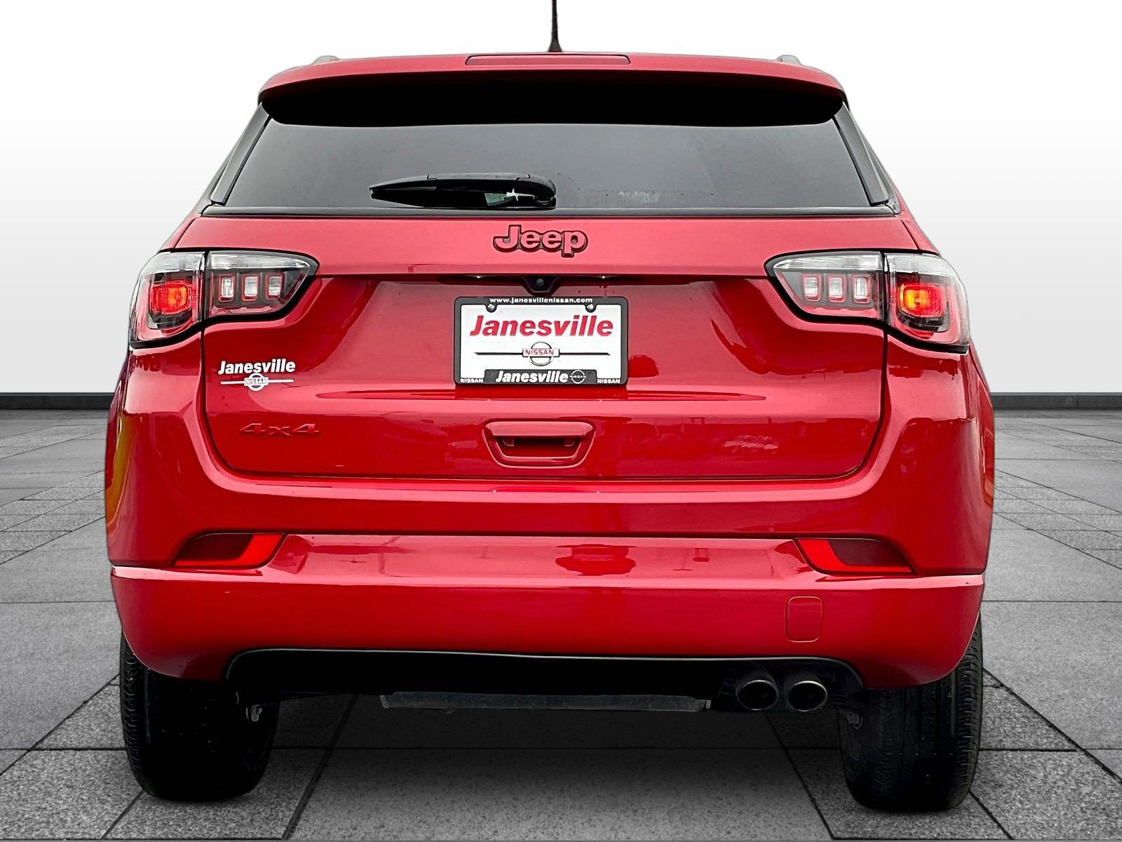Used 2022 Jeep Compass Limited AWD/4WD image 6