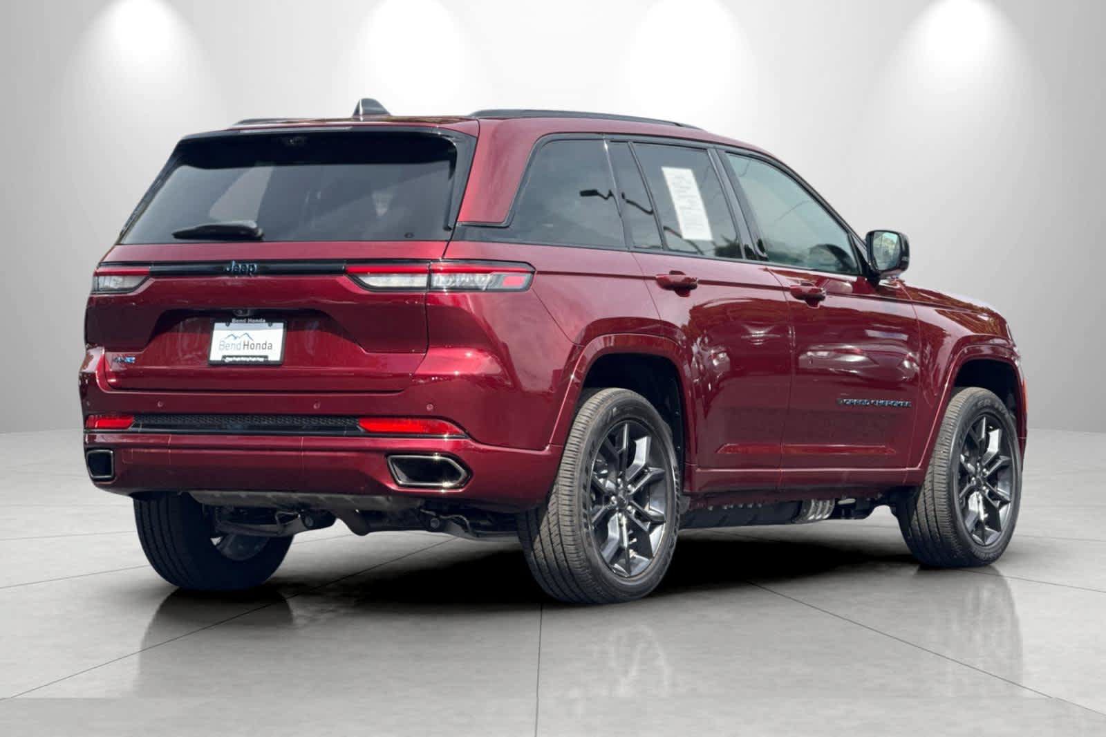 Used 2024 Jeep Grand Cherokee Limited 4xe AWD/4WD image 2