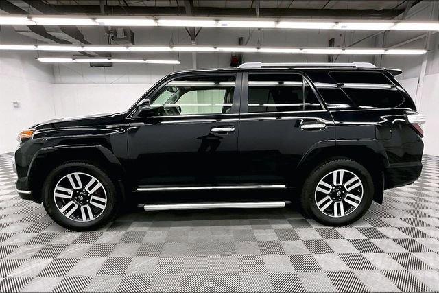 Used 2017 Toyota 4Runner Limited image 14