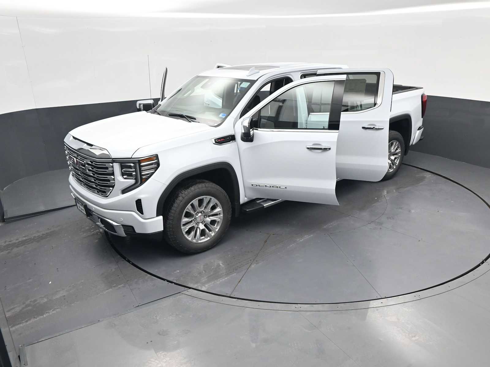 New 2026 GMC Sierra 1500 Denali w/ Technology Package AWD/4WD image 45