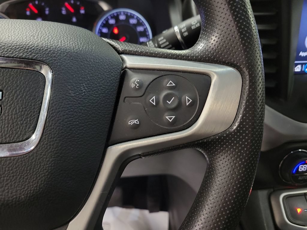 Used 2023 GMC Acadia SLE FWD image 25