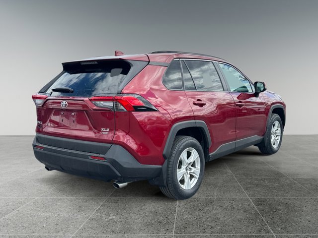 Used 2020 Toyota RAV4 XLE w/ Convenience Package AWD/4WD image 6