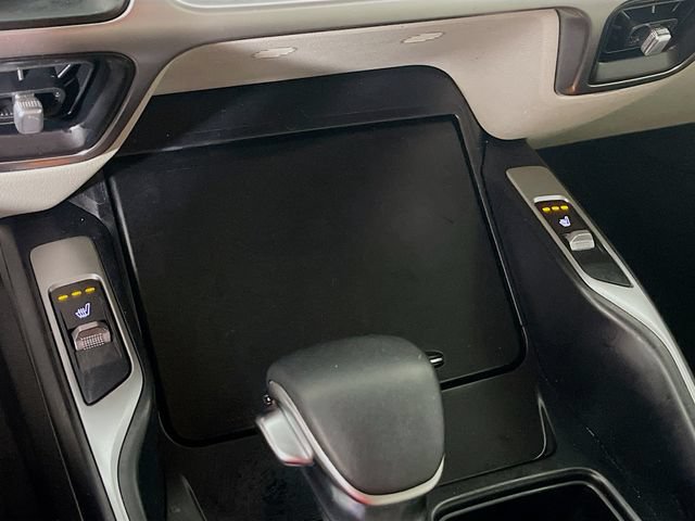Used 2022 Kia Sorento S w/ Panoramic Sunroof Package AWD/4WD image 21