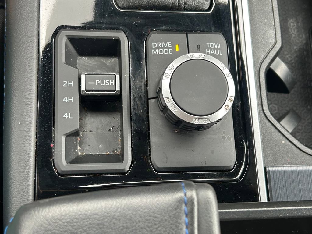 Used 2023 Toyota Tundra Platinum AWD/4WD image 35