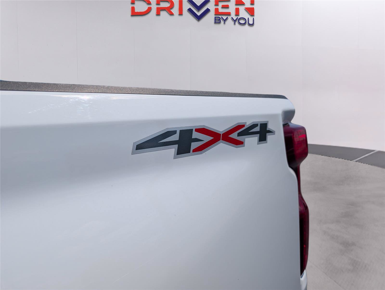 Used 2024 Chevrolet Silverado 2500 LT AWD/4WD image 34