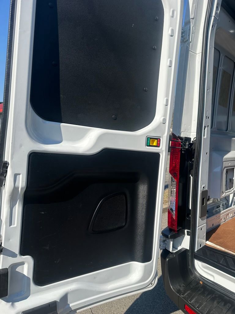 Used 2023 Ford E-Transit 148 High Roof Extended w/ Load Area Protection Package RWD image 20