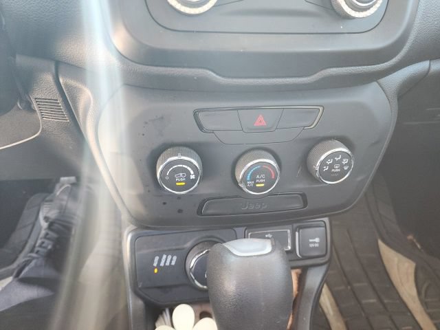 Used 2019 Jeep Renegade Sport AWD/4WD image 40