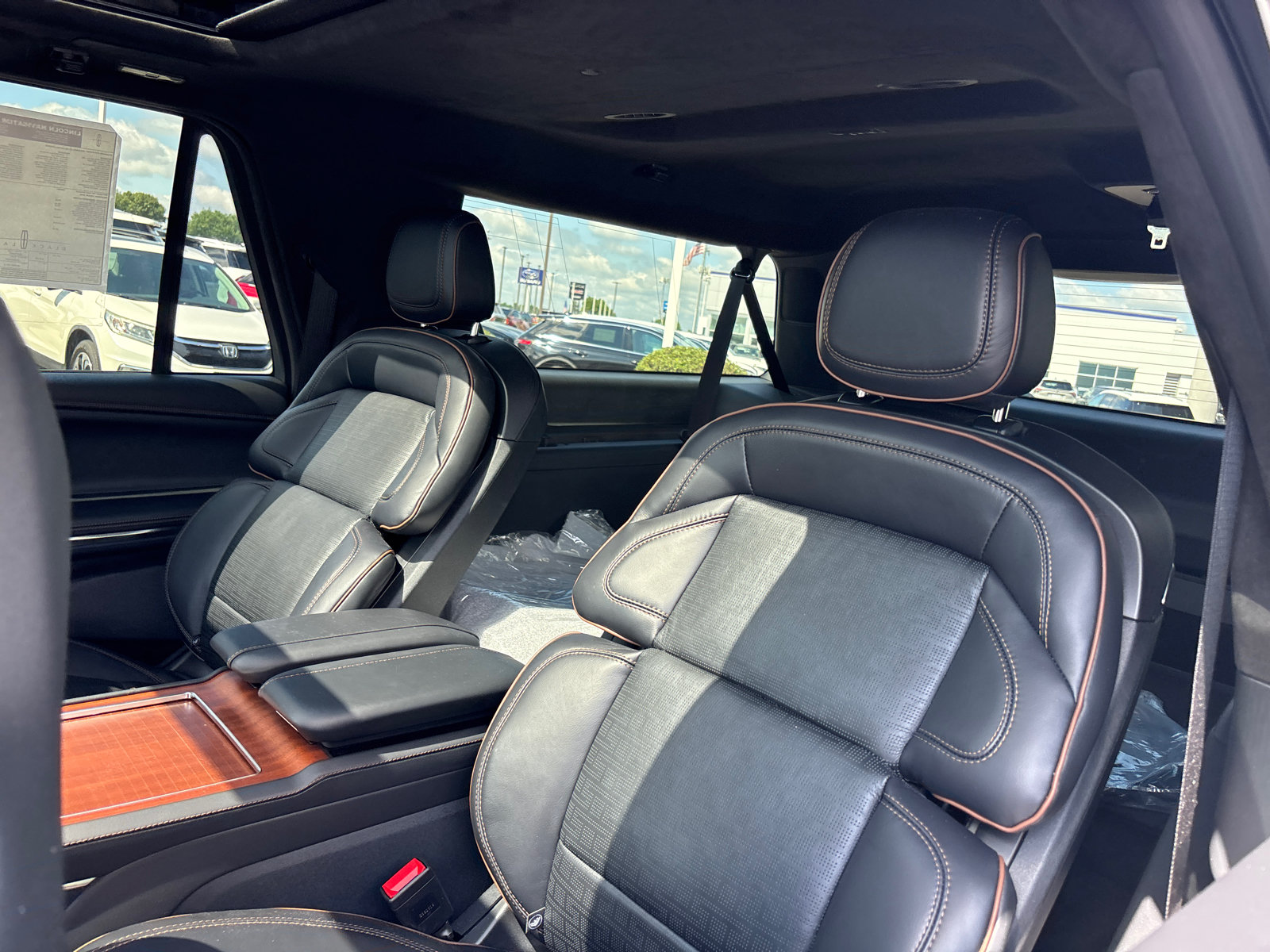 New 2027 Lincoln Navigator L Black Label AWD/4WD image 26