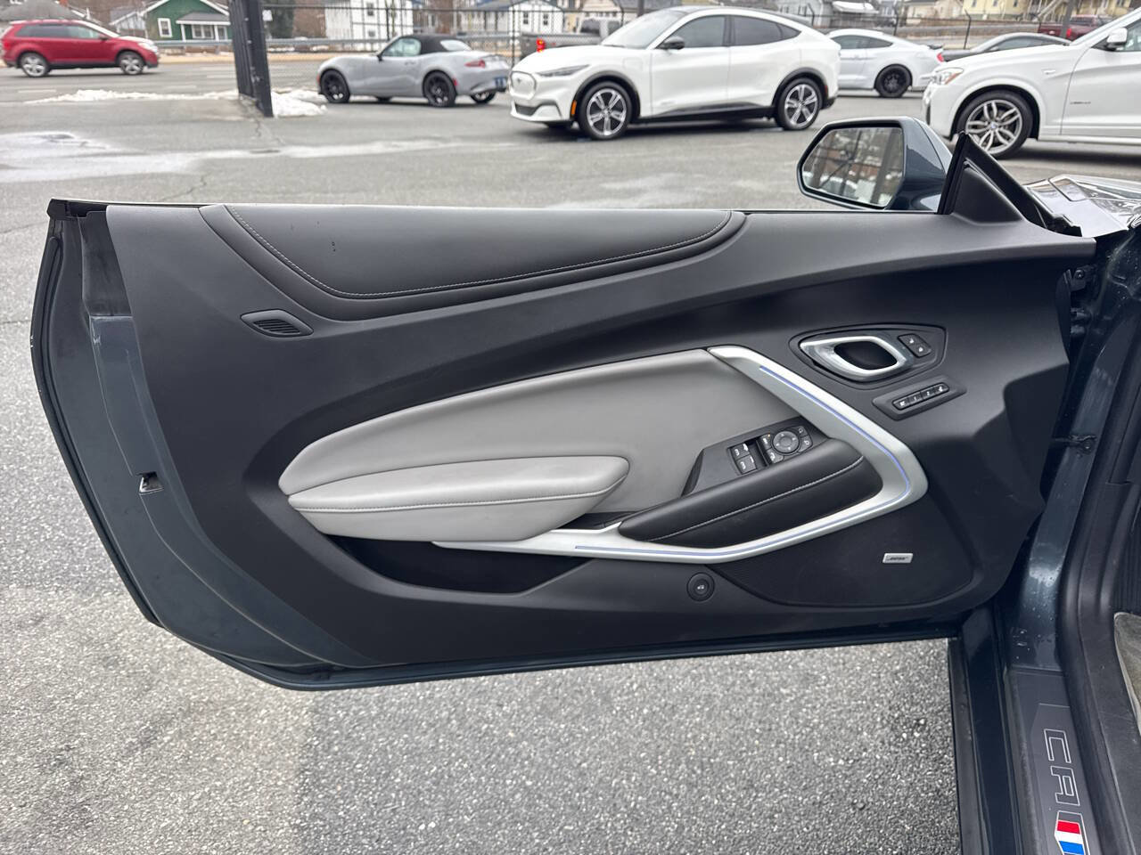 Used 2020 Chevrolet Camaro SS image 28