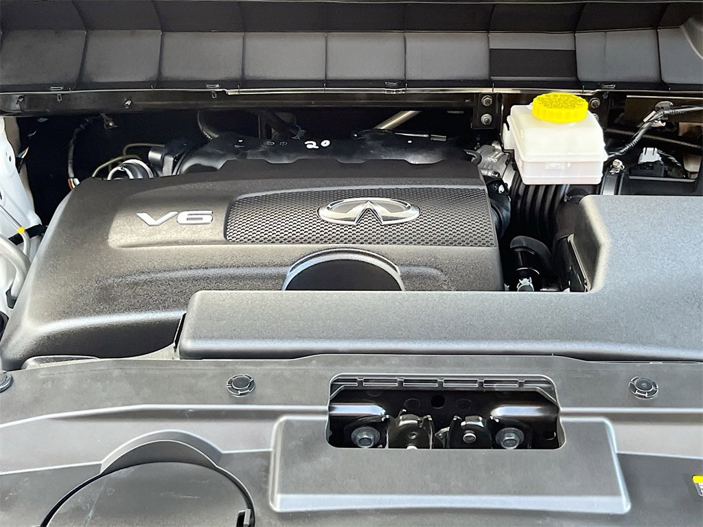 Used 2024 INFINITI QX60 Luxe w/ Cargo Package image 32