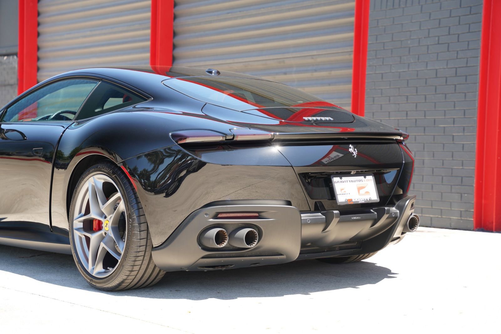 Used 2023 Ferrari Roma RWD image 12
