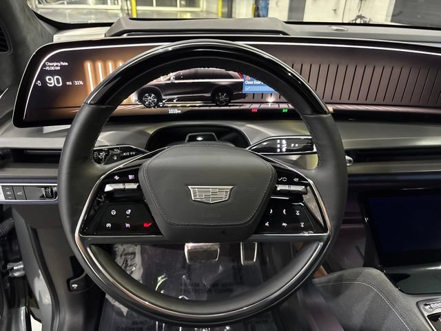 Certified 2026 Cadillac Vistiq Premium Luxury AWD/4WD image 18