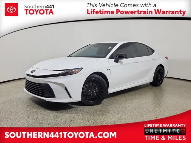 Used 2025 Toyota Camry LE FWD image 1