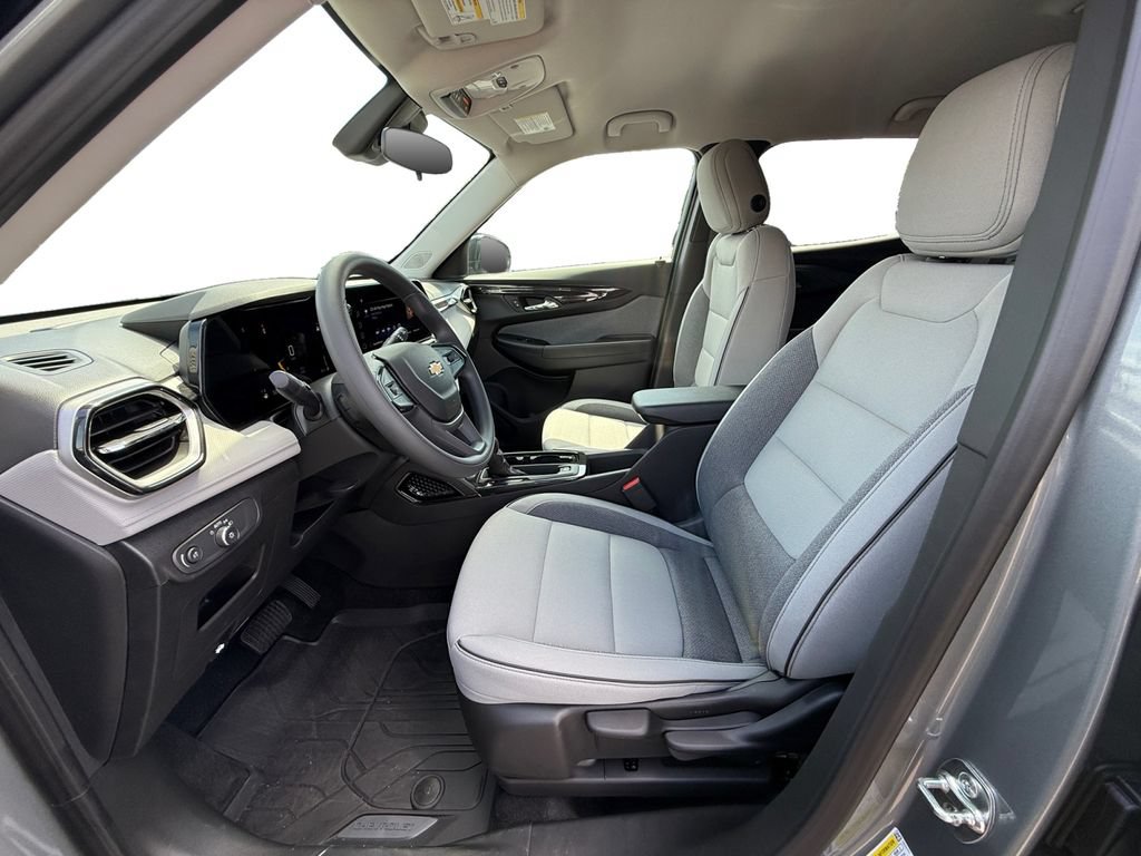 New 2026 Chevrolet TrailBlazer LS w/ LS Convenience Package FWD image 9