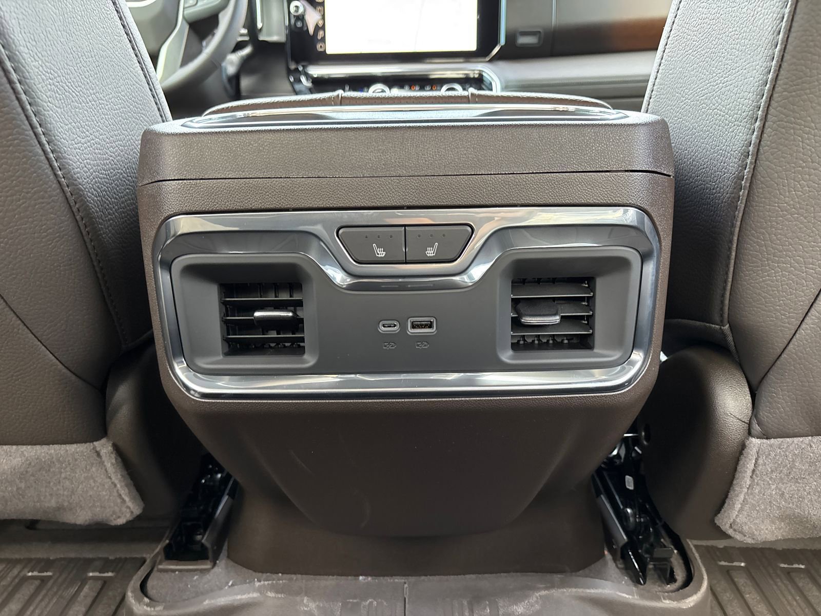 New 2026 GMC Sierra 2500 Denali w/ Denali Reserve Package image 34