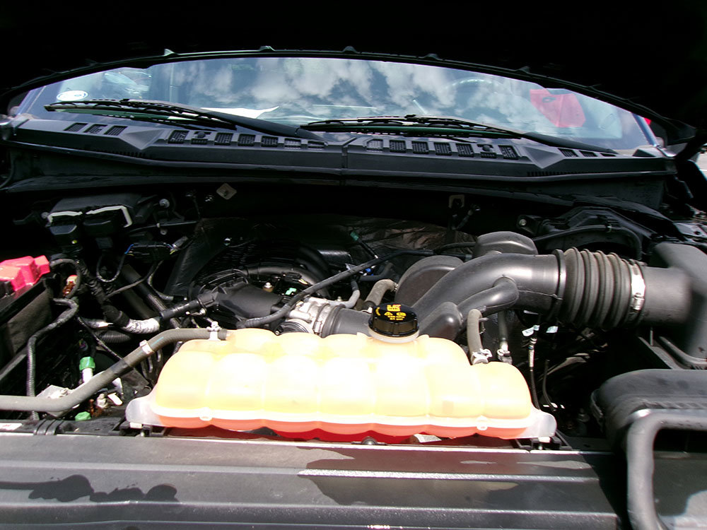 Used 2017 Ford F150 XLT image 8