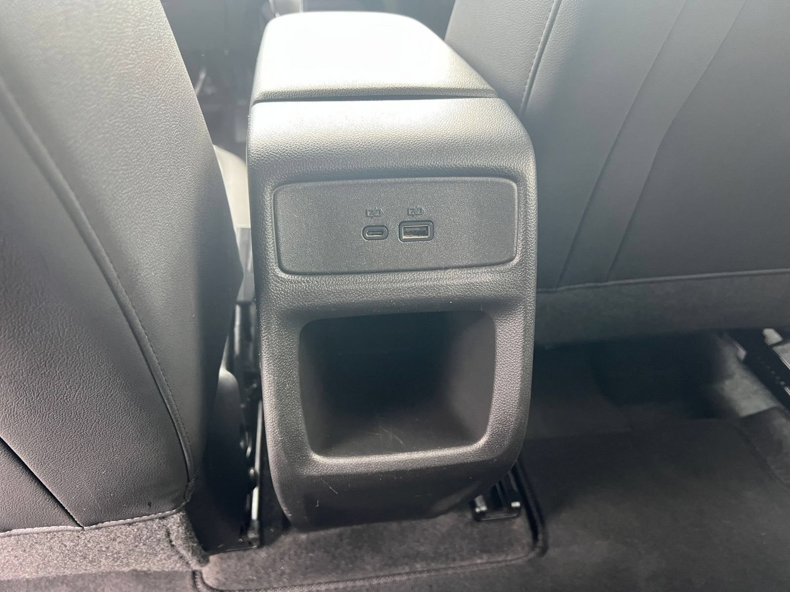 Used 2025 Chevrolet Trax LT FWD image 22
