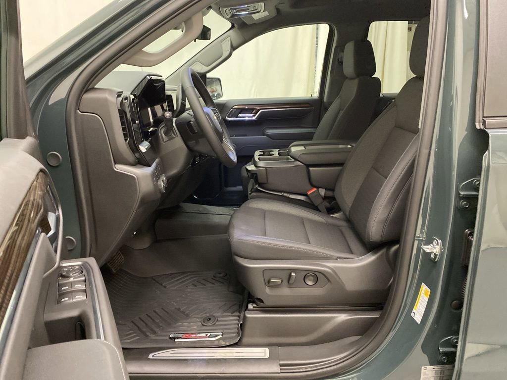 New 2026 Chevrolet Silverado 1500 LT image 14