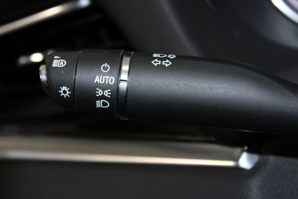 Used 2024 Buick Enclave Essence w/ Sport Touring Edition image 41