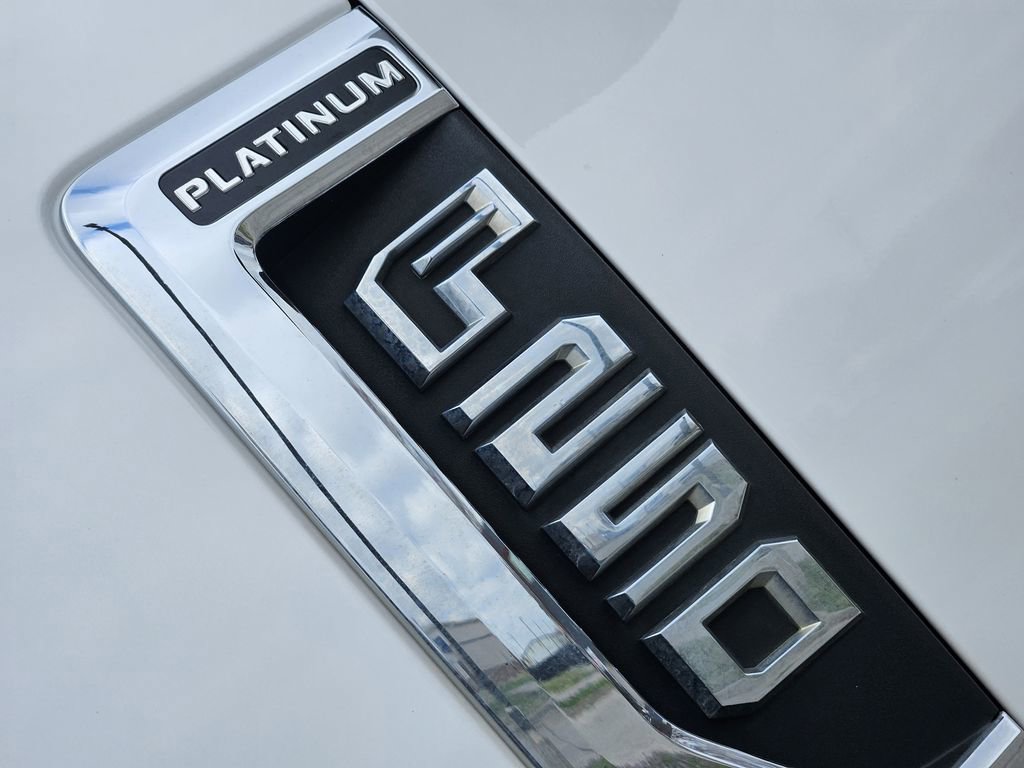 Used 2019 Ford F250 Platinum w/ Platinum Ultimate Package image 7