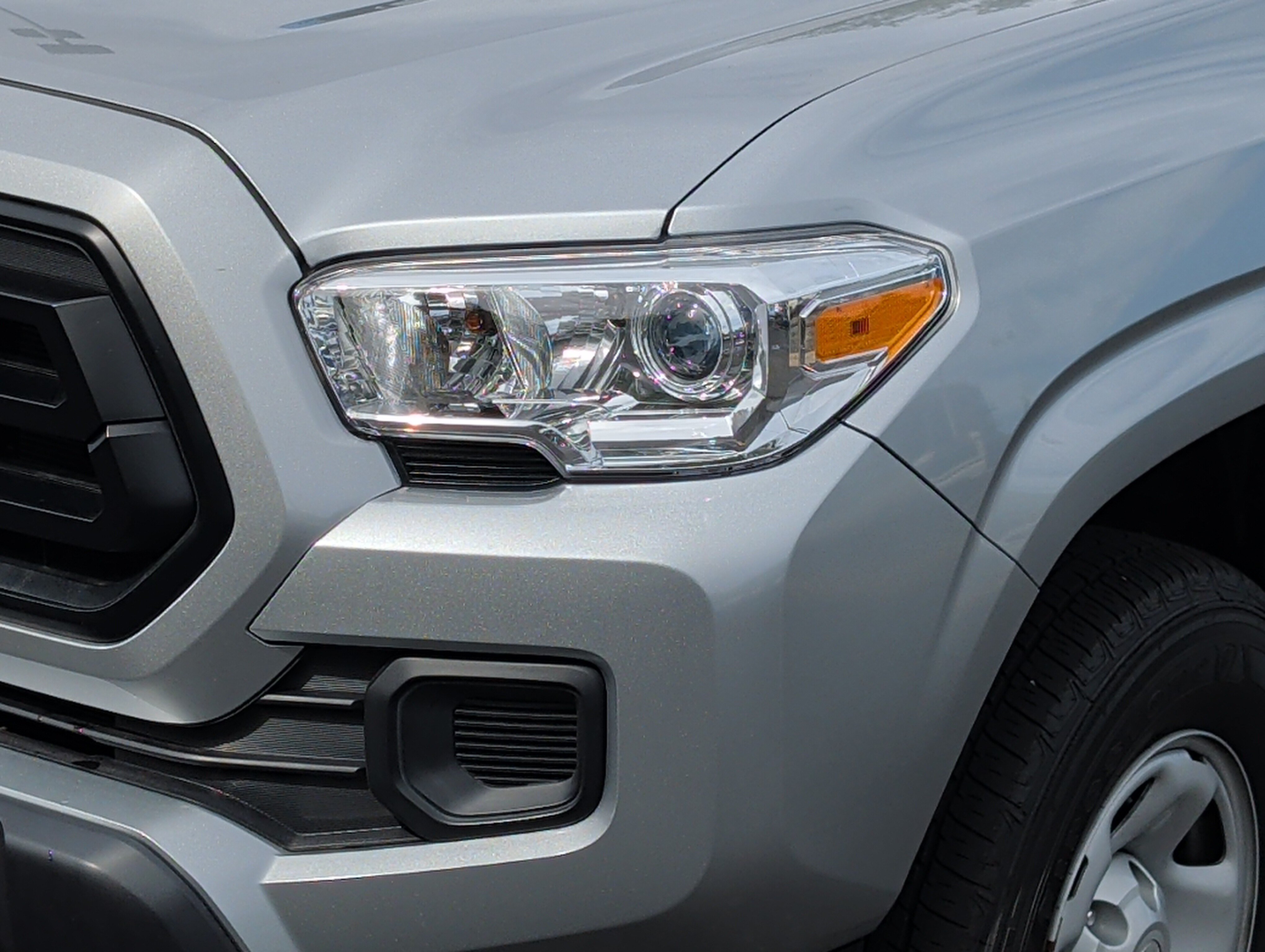 Used 2023 Toyota Tacoma SR AWD/4WD image 17