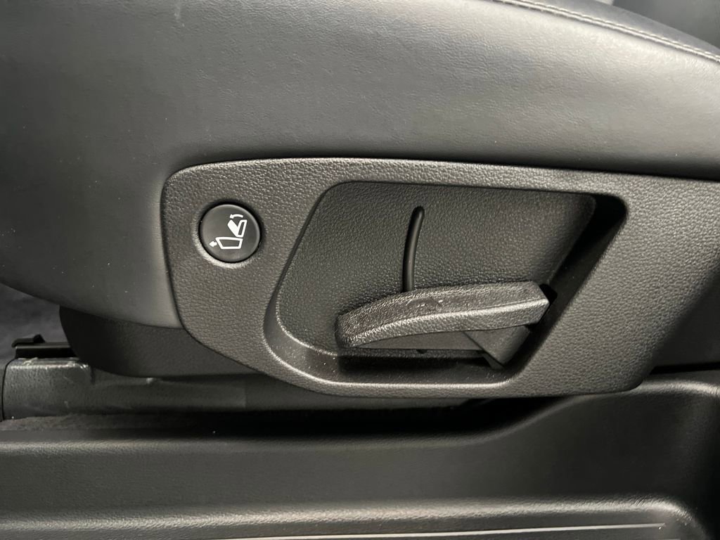 Used 2025 Kia Telluride S image 14