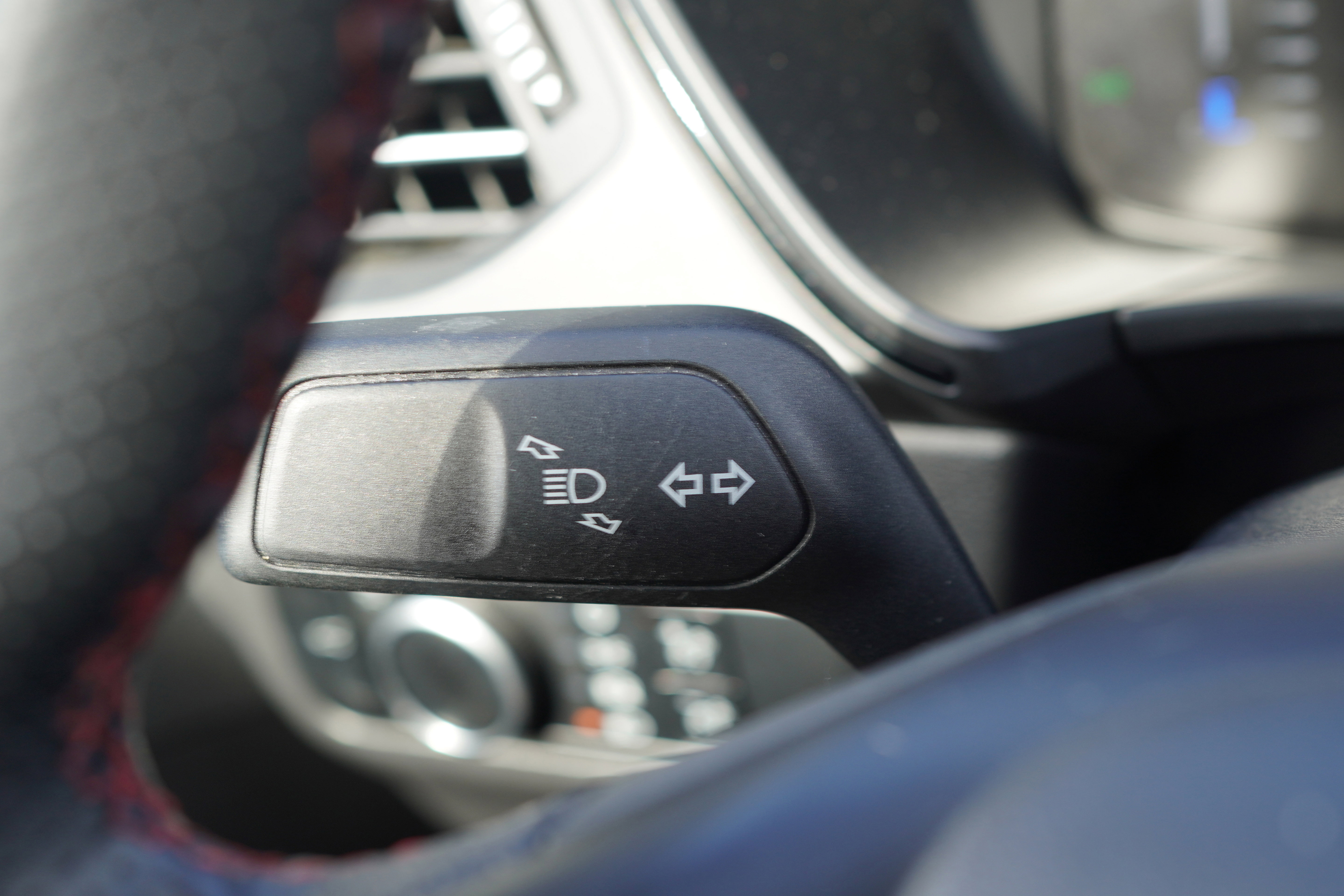 Used 2024 Ford Escape ST-Line image 37