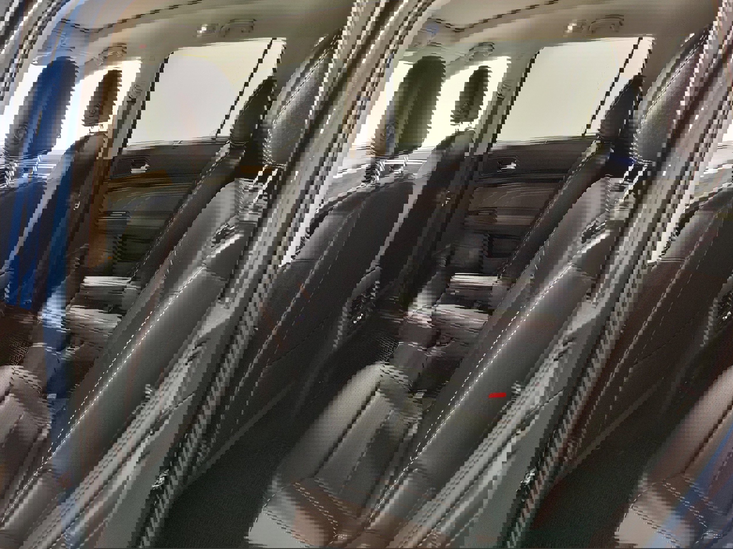 Used 2022 Volkswagen Atlas SEL image 11