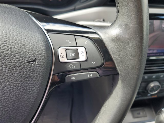 Used 2021 Volkswagen Passat 2.0T SE image 29