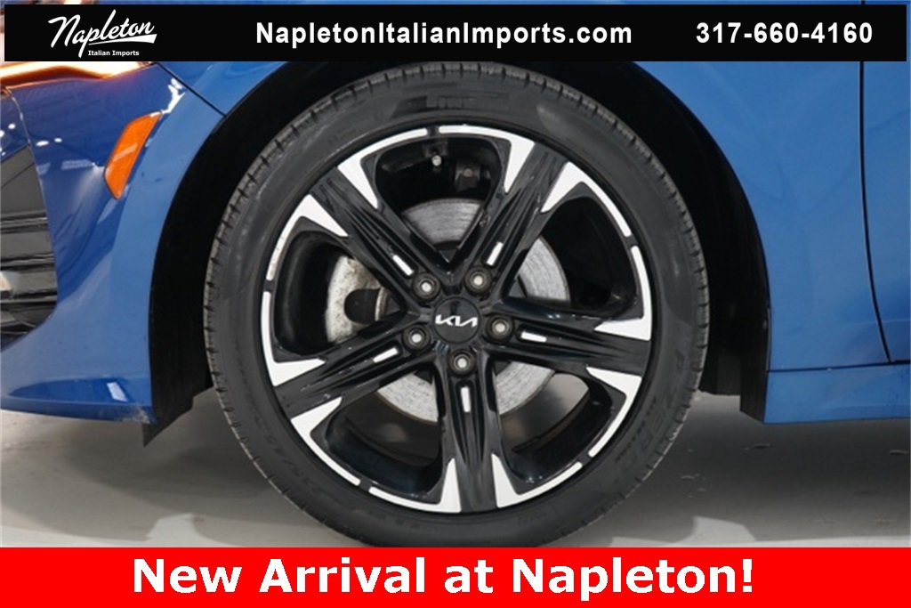 Used 2023 Kia K5 GT-Line image 11