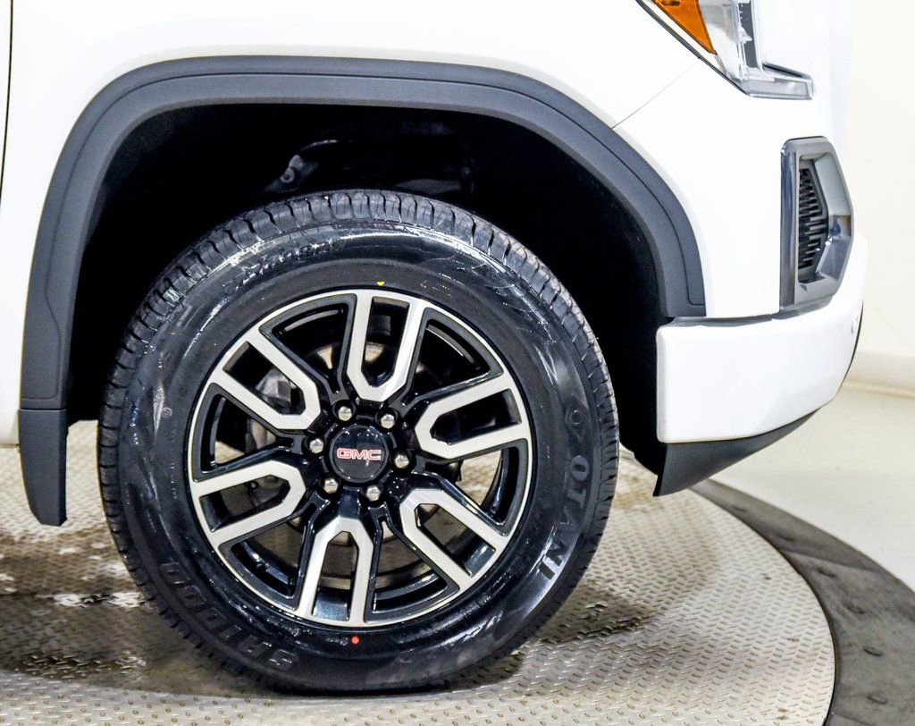 Used 2022 GMC Sierra 1500 AT4 w/ AT4 Premium Package image 13