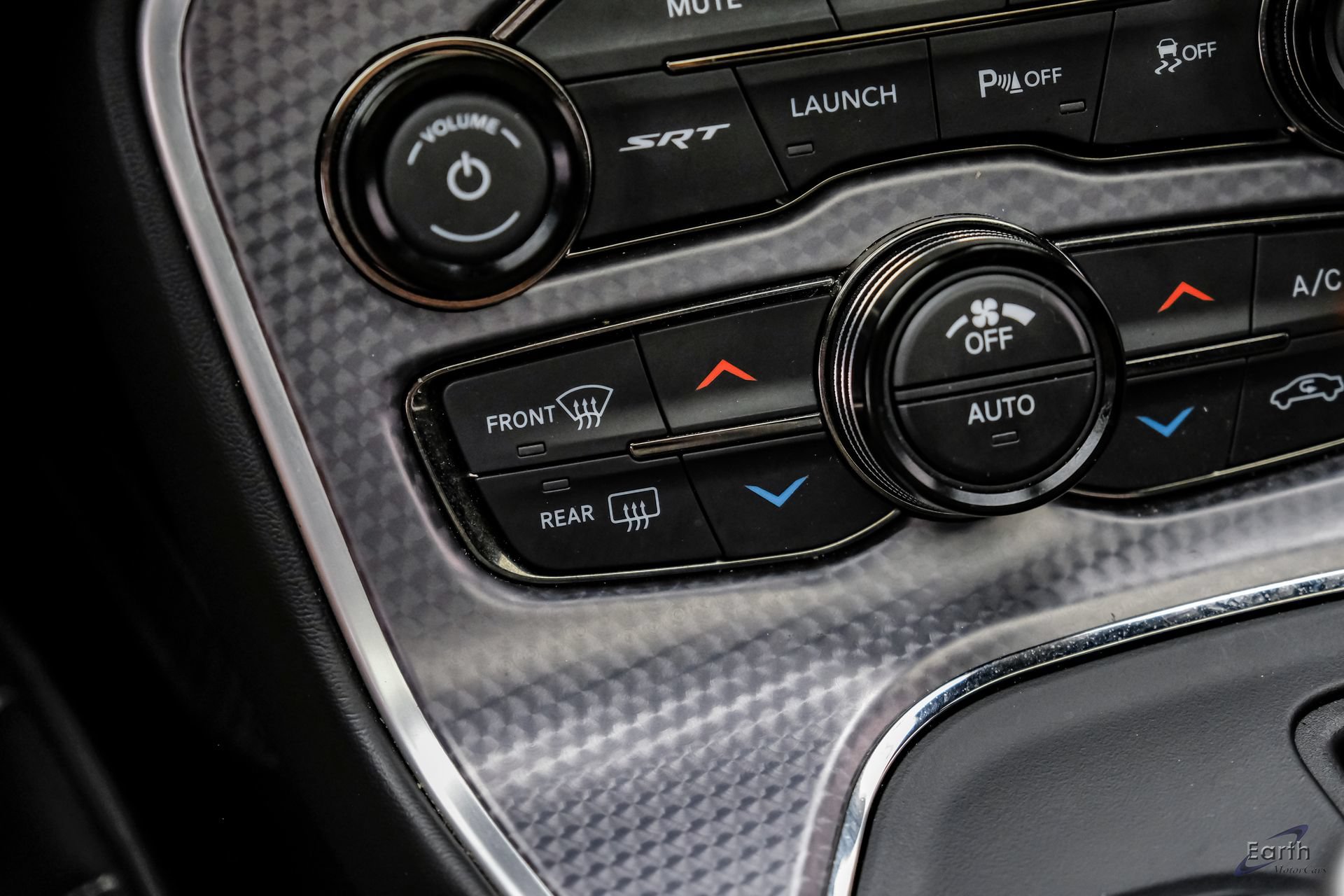 Used 2018 Dodge Challenger SRT Hellcat RWD image 79