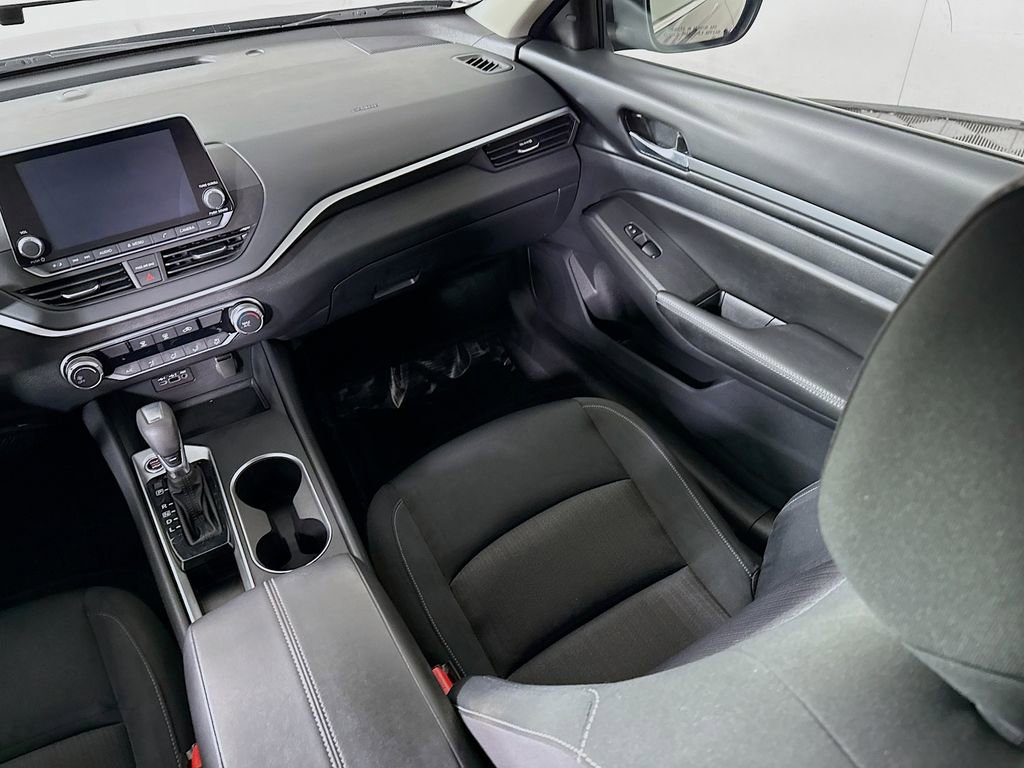 Used 2022 Nissan Altima 2.5 SV image 24
