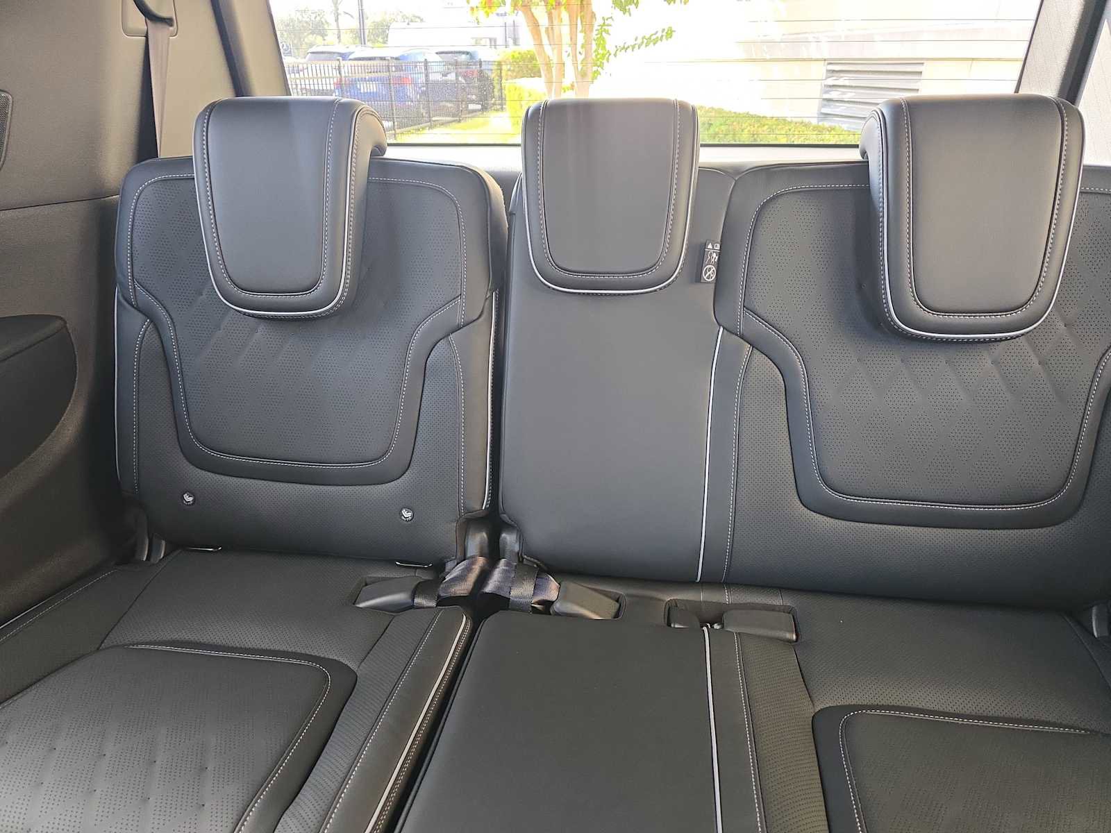 New 2026 INFINITI QX80 Autograph w/ Premium Cargo Package image 11