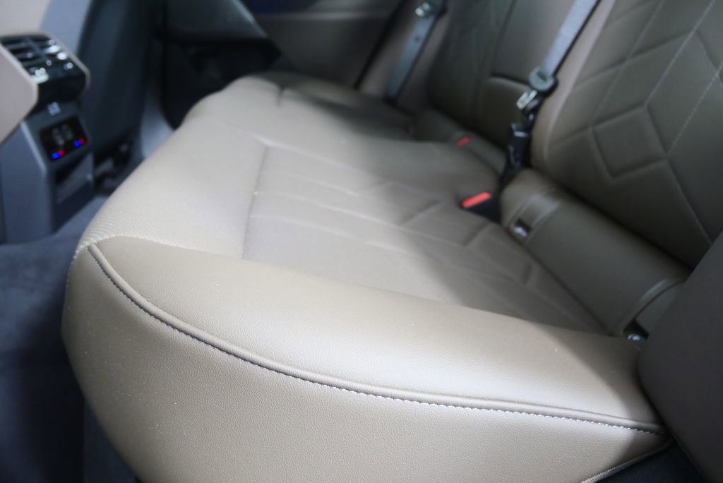 Certified 2026 BMW 530i image 14