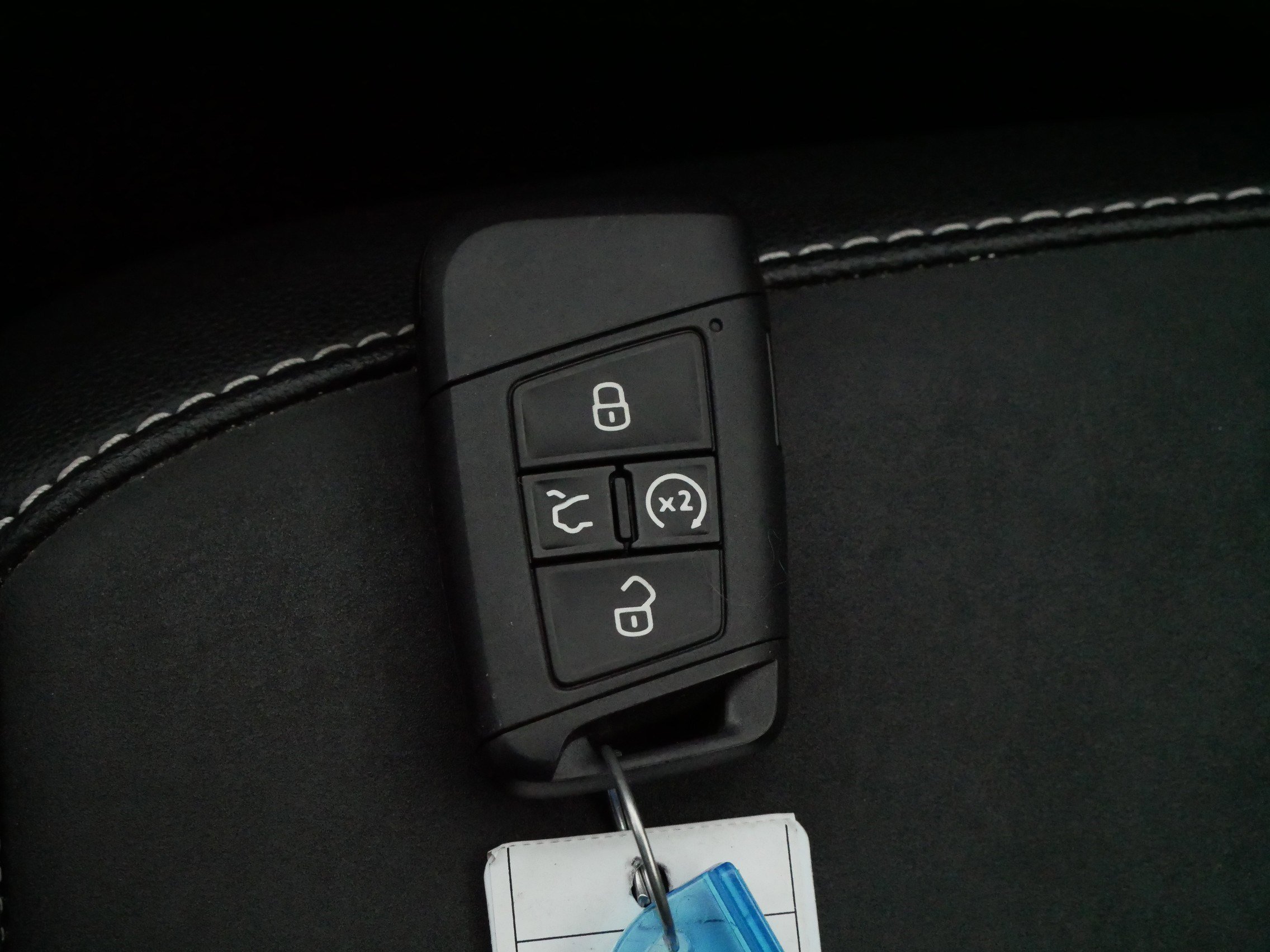 Certified 2023 Volkswagen Taos SE w/ Panoramic Sunroof Package image 32