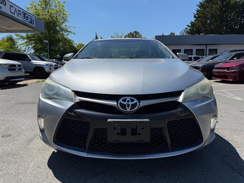 Used 2016 Toyota Camry XSE w/ Moonroof Package FWD image 2