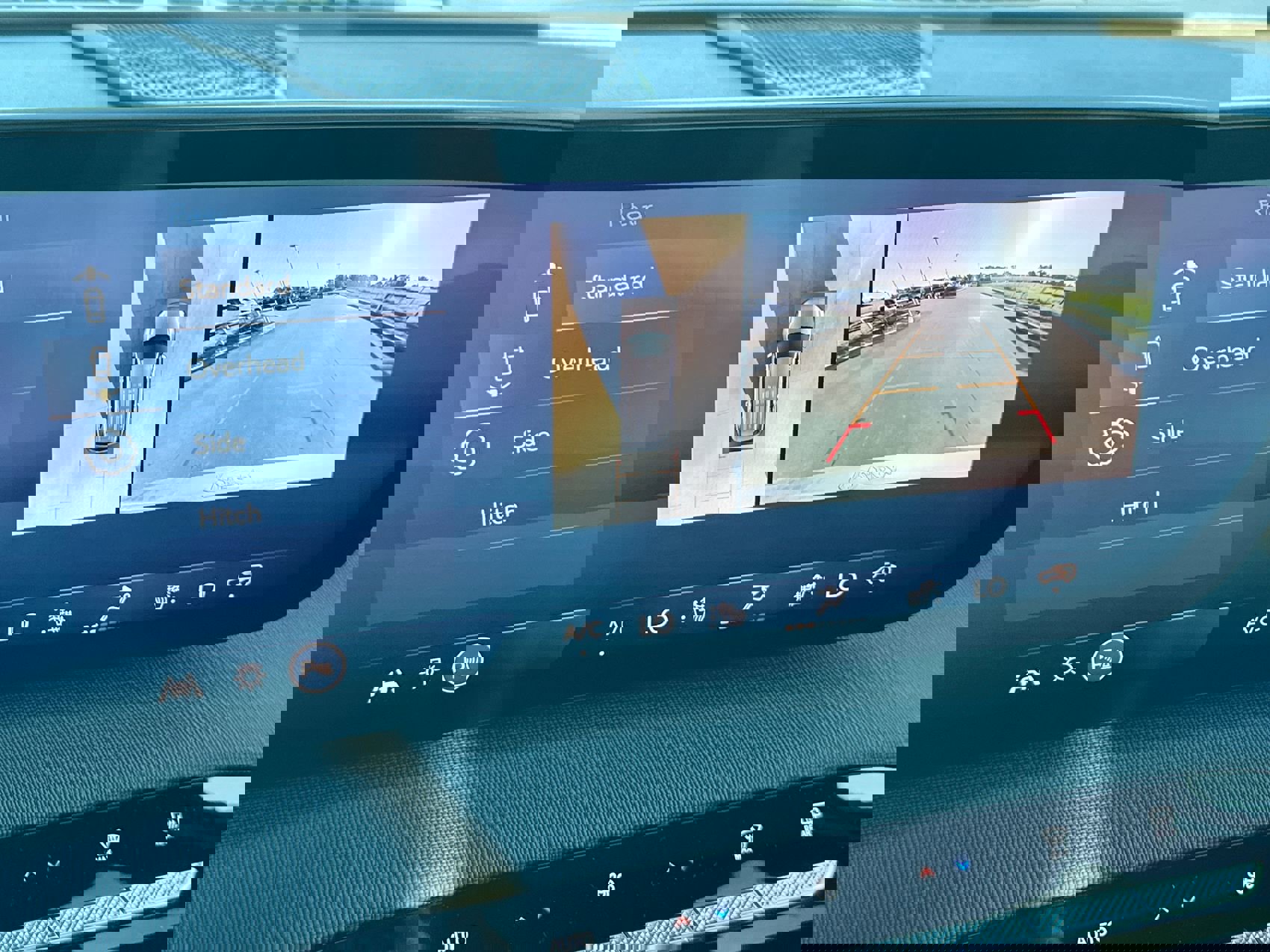 New 2026 Buick Enclave Sport Touring w/ Super Cruise Package image 17