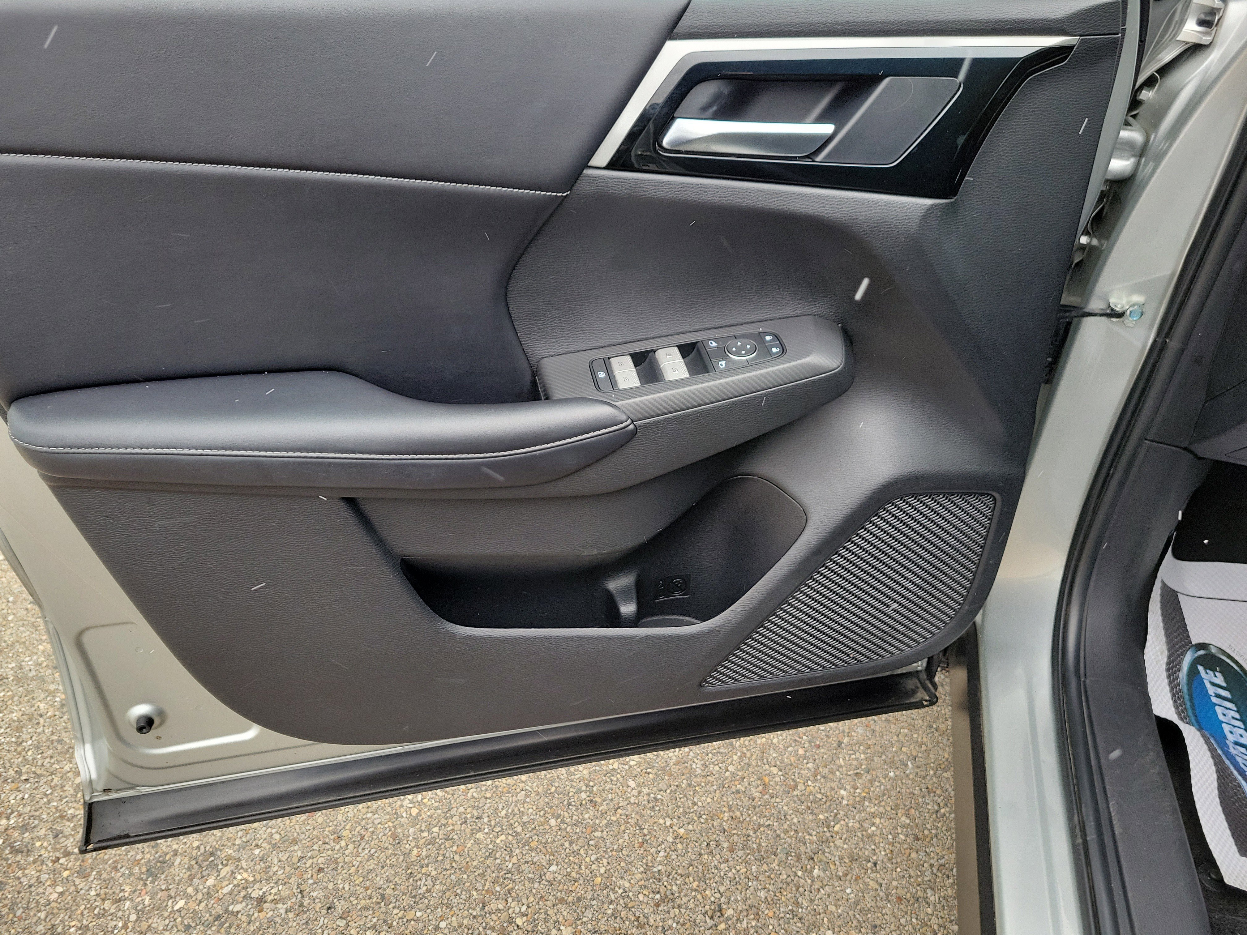 Used 2022 Mitsubishi Outlander SE image 19