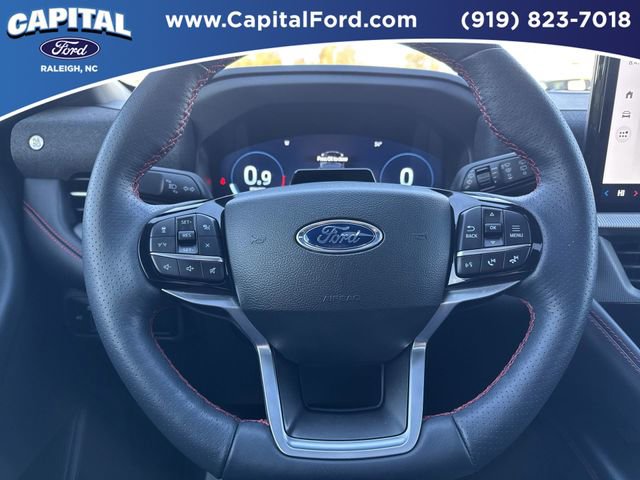 Certified 2025 Ford Explorer ST-Line w/ Premium Package AWD/4WD image 33