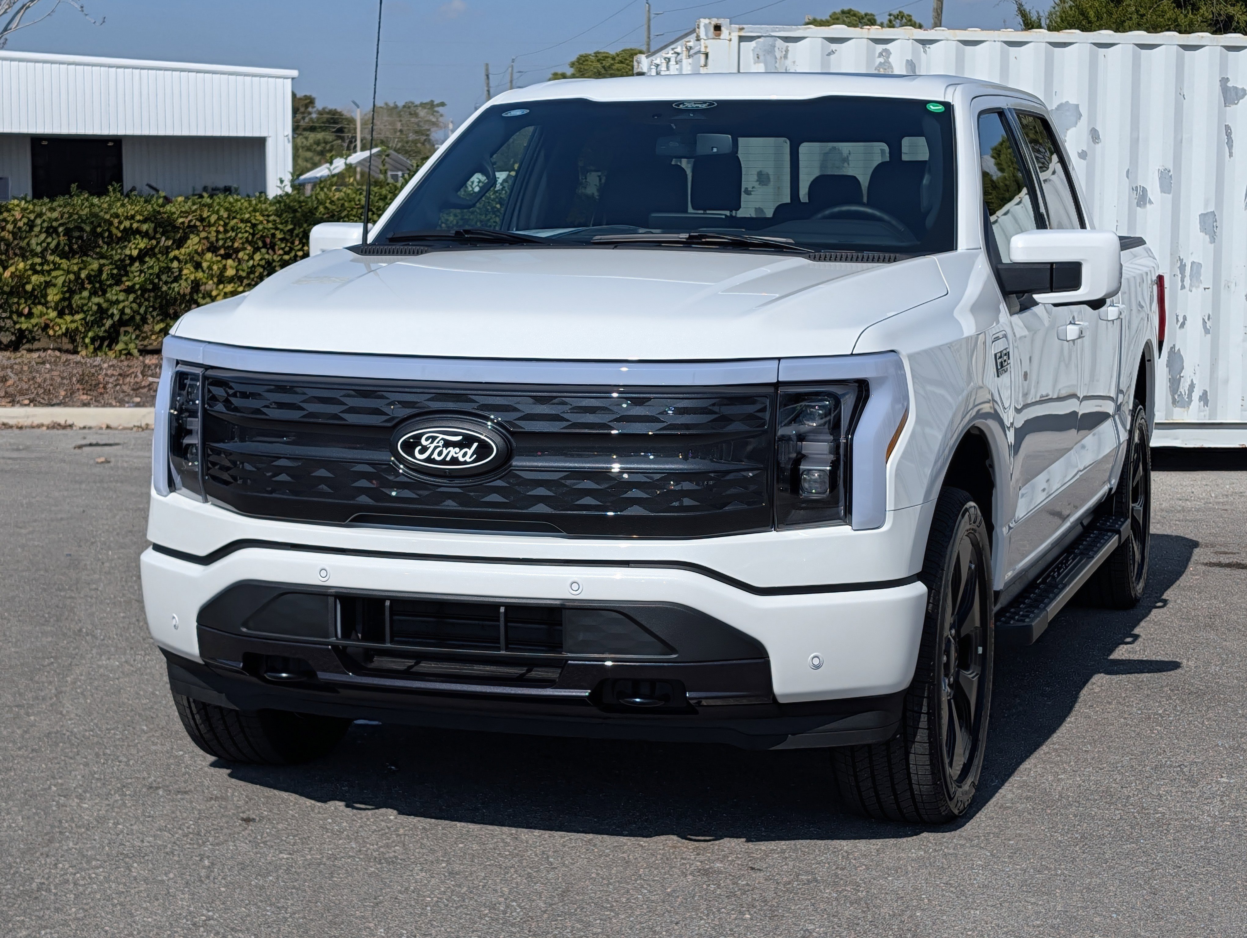 New 2025 Ford F150 Lightning Platinum w/ Dark Elements Package image 8
