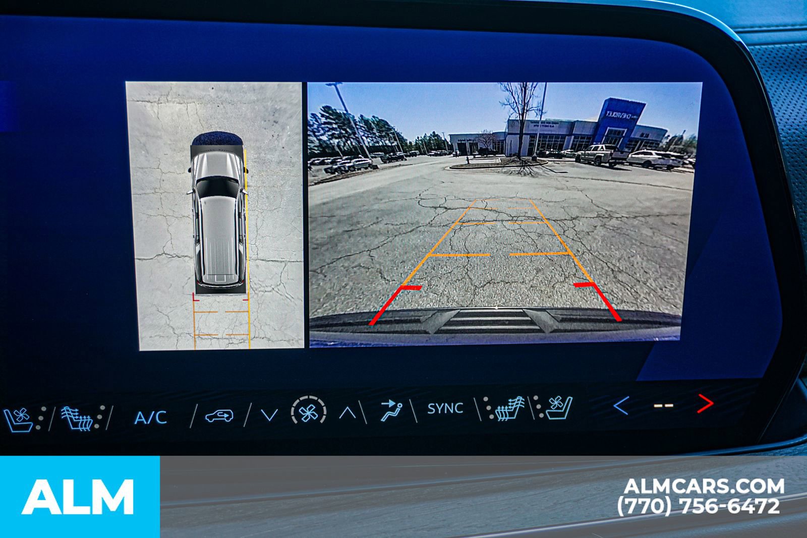 Used 2025 Chevrolet Suburban High Country image 43