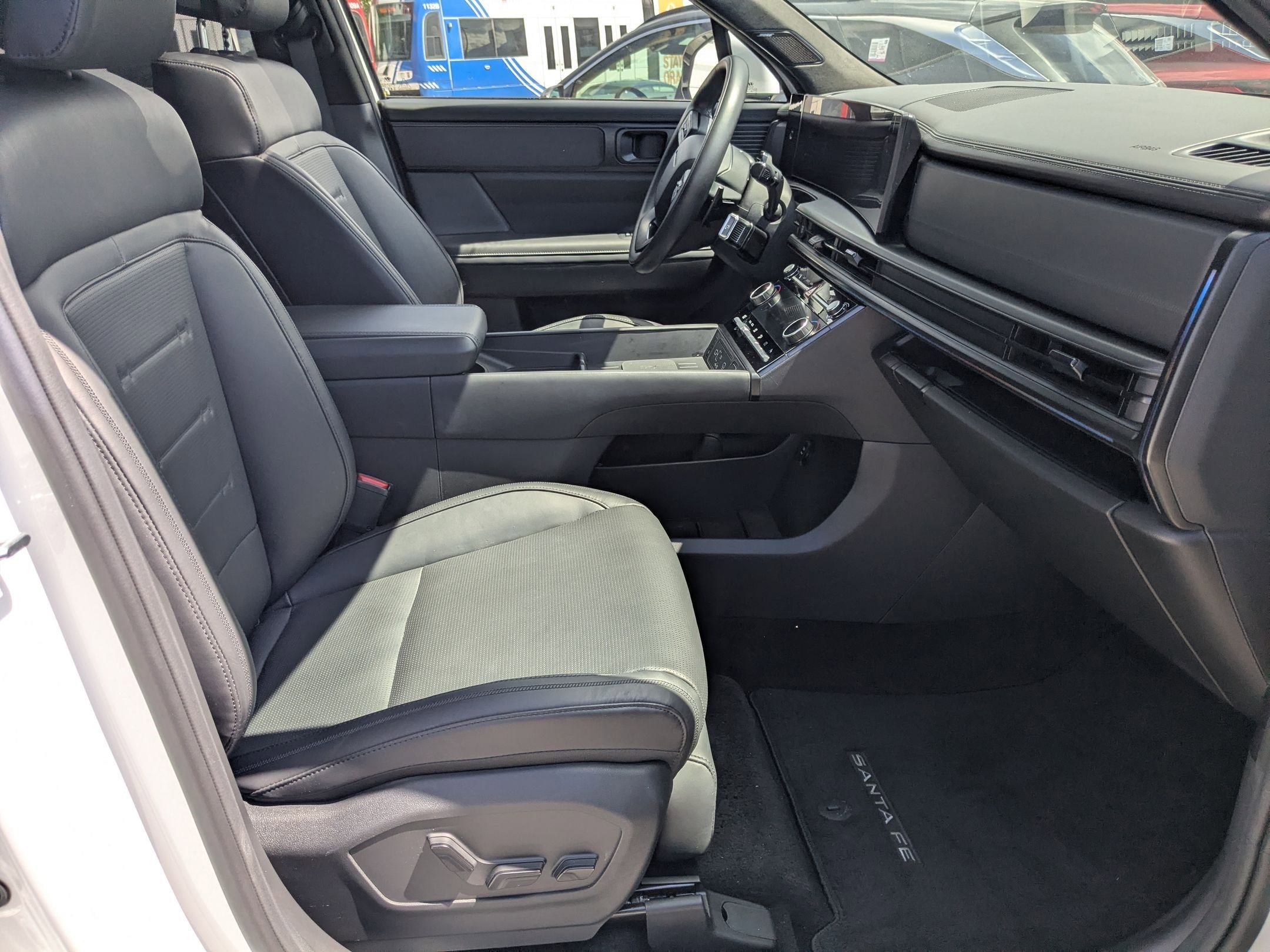 Certified 2025 Hyundai Santa Fe Calligraphy AWD/4WD image 32