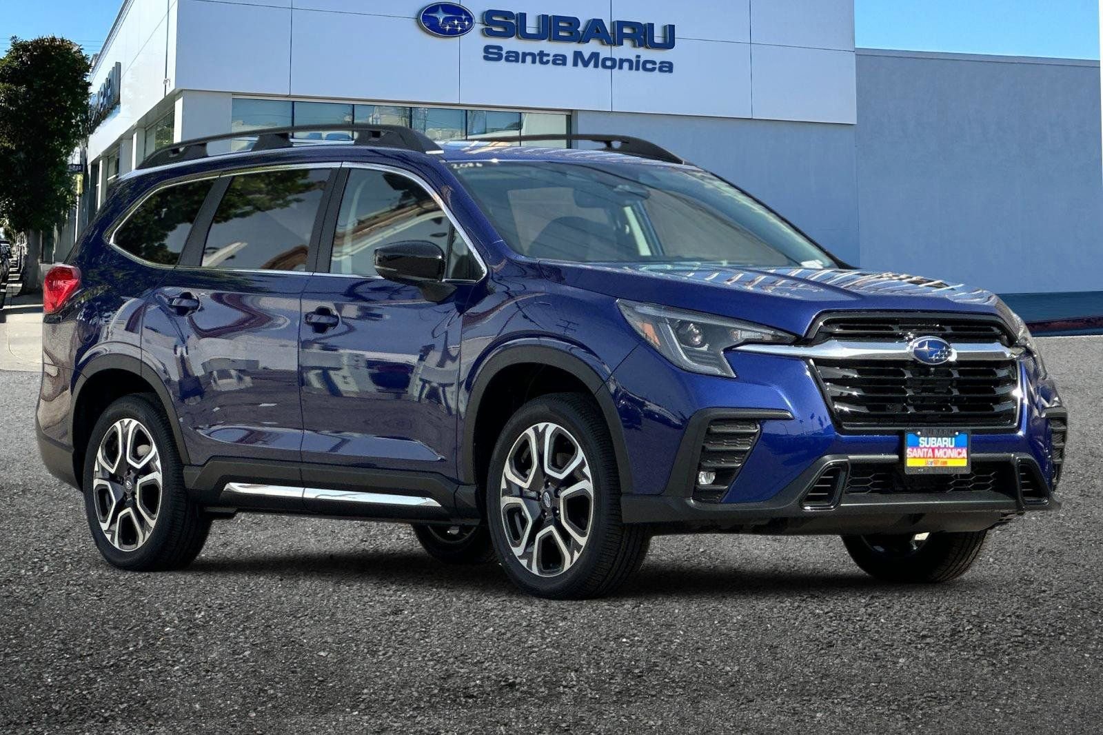 New 2026 Subaru Ascent Limited image 2