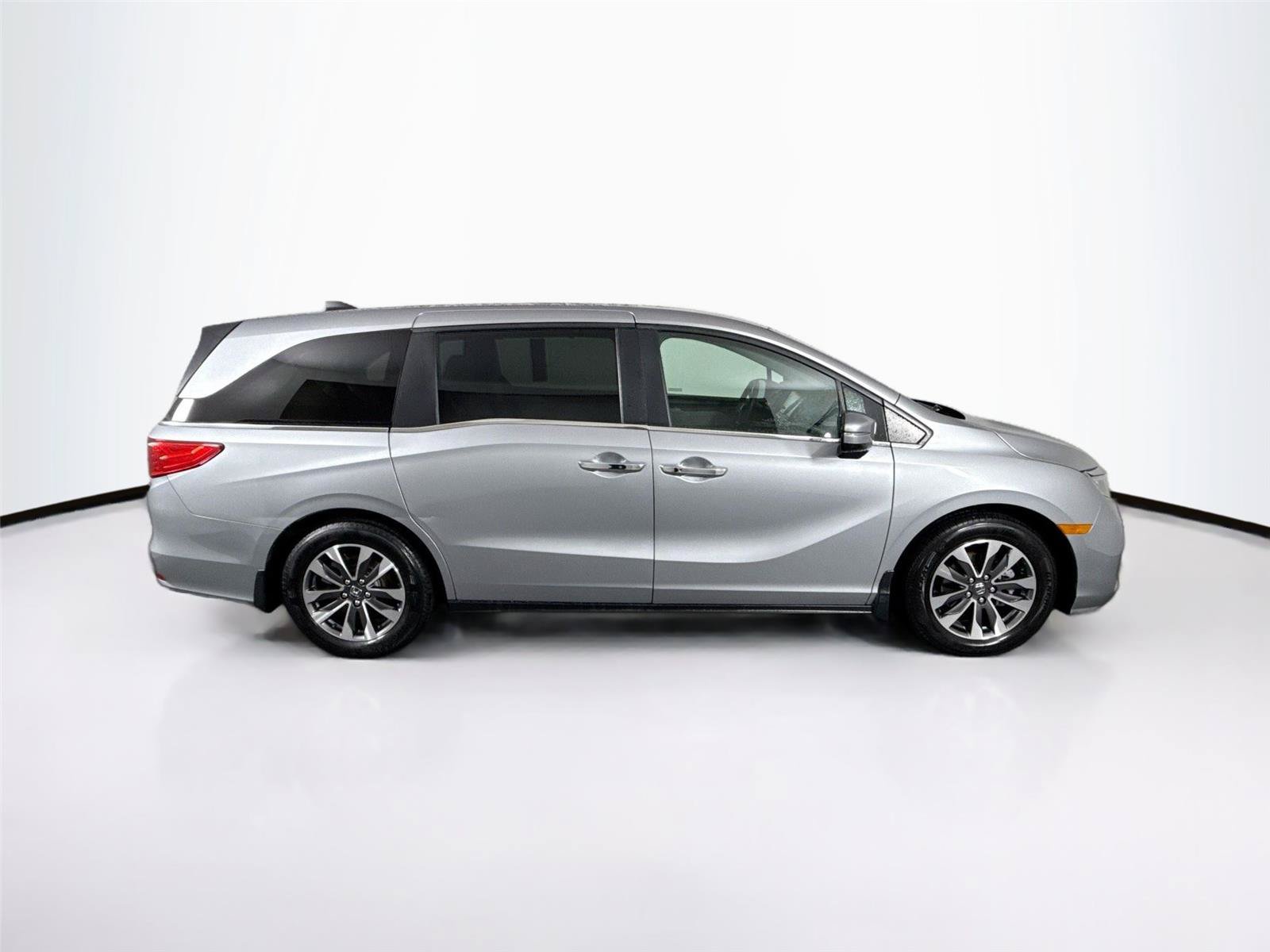 Used 2023 Honda Odyssey EX-L image 10
