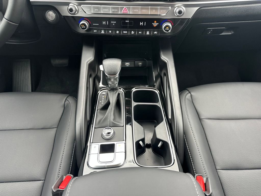 New 2025 Kia Telluride LX image 28
