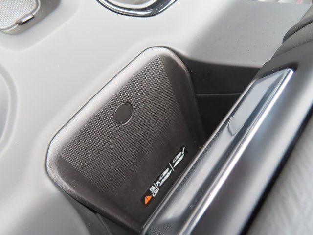 Used 2024 GMC Sierra 1500 AT4X image 34