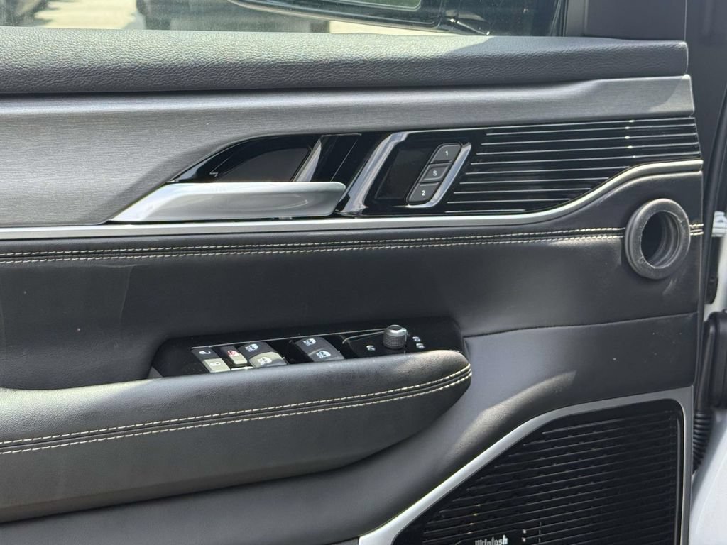 New 2026 Jeep Grand Wagoneer Limited AWD/4WD image 18