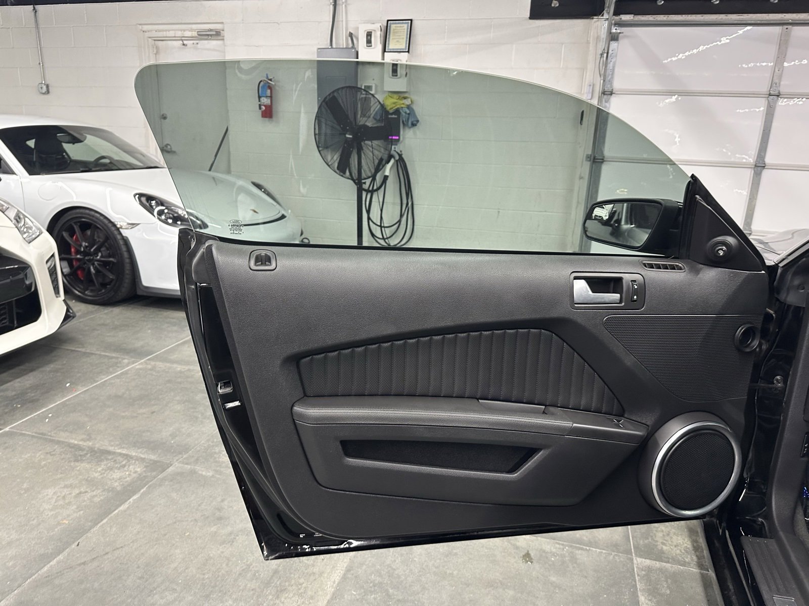 Used 2013 Ford Mustang Shelby GT500 image 21