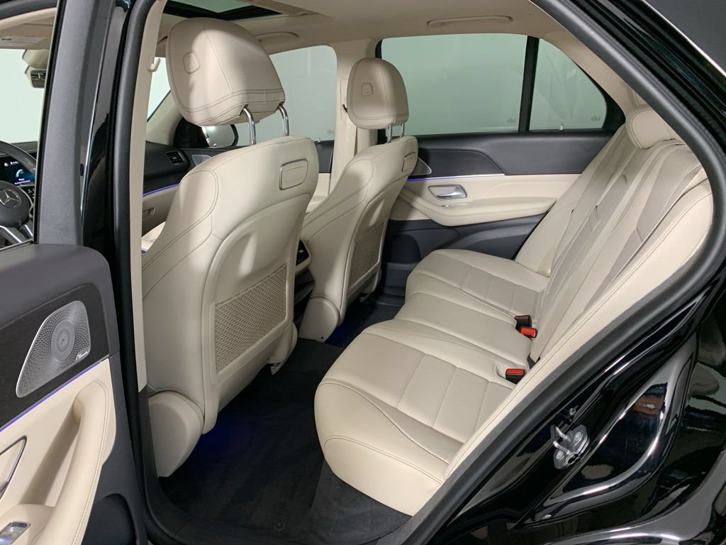 Used 2020 Mercedes-Benz GLE 350 4MATIC w/ Premium Package image 23